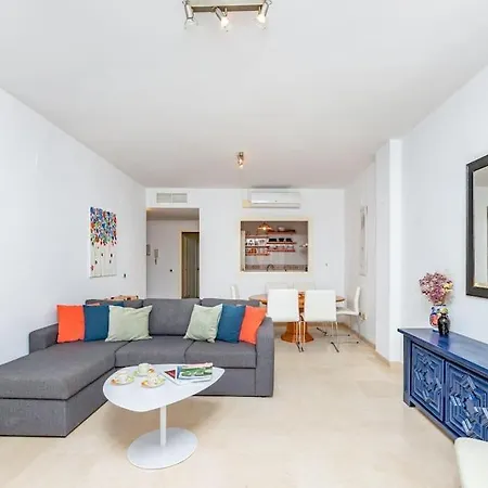 Daire Beachfront 2 Bedroom On Beach! Rdr351 Marbella