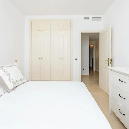 Apartment Beachfront 2 Bedroom On Beach! Rdr351 Marbella