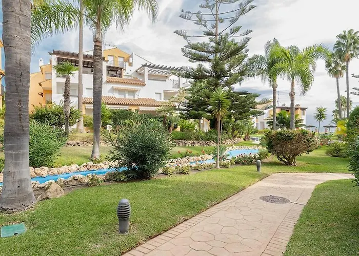 Beachfront 2 Bedroom On Beach! Rdr351 *